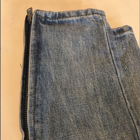MNML size 4 distressed button fly jeans zipper ankle mid rise stonewashed - Picture 5 of 8